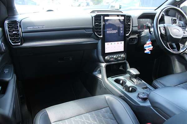 2023 Ford Everest Platinum