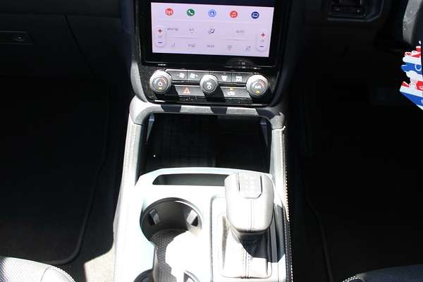 2023 Ford Everest Platinum