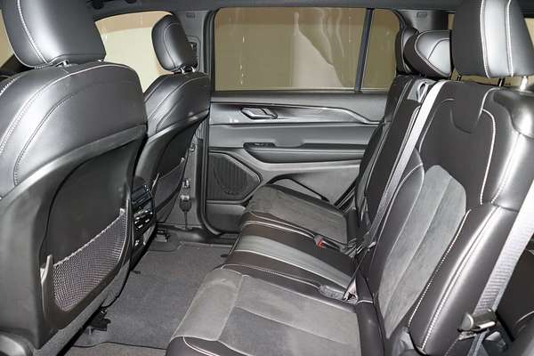 2023 Jeep Grand Cherokee Night Eagle WL