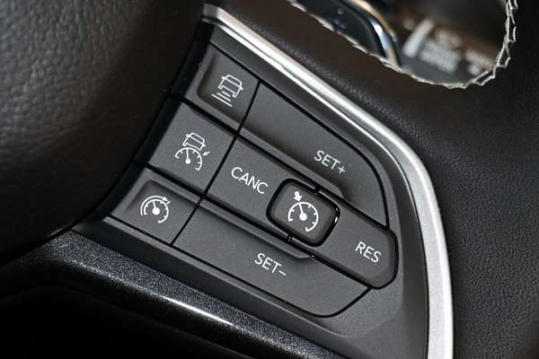 2023 Jeep Grand Cherokee Night Eagle WL
