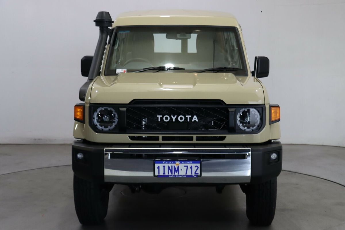 2024 Toyota Landcruiser GXL Troopcarrier VDJL78R