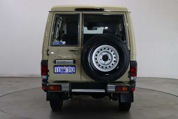2024 Toyota Landcruiser GXL Troopcarrier VDJL78R