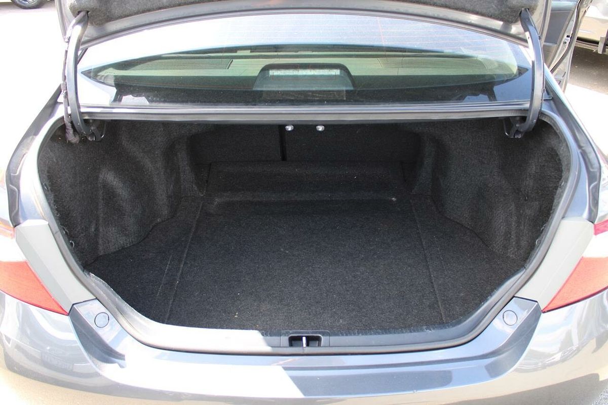 2017 Toyota Camry Altise ASV50R