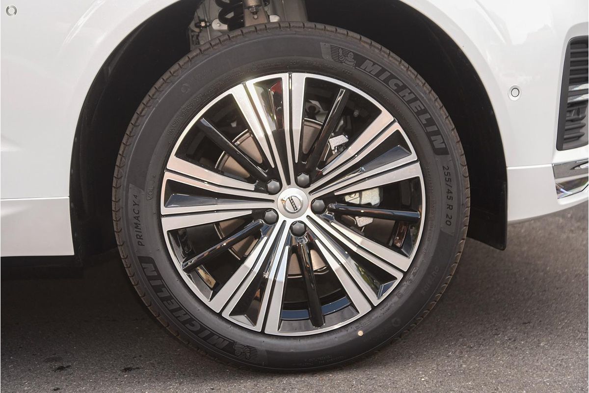 2024 Volvo XC60 Ultra B5 Bright