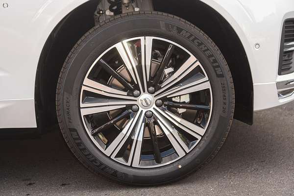 2024 Volvo XC60 Ultra B5 Bright