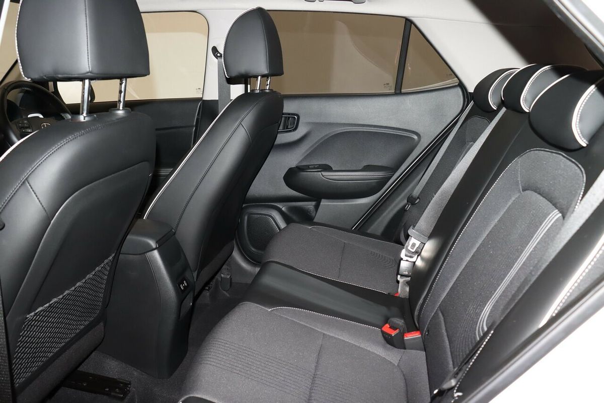 2023 Hyundai Venue Elite QX.V5