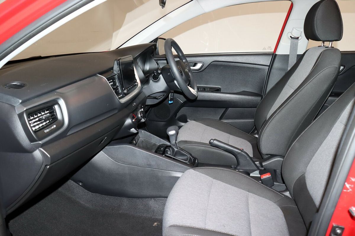 2024 Kia Stonic S YB