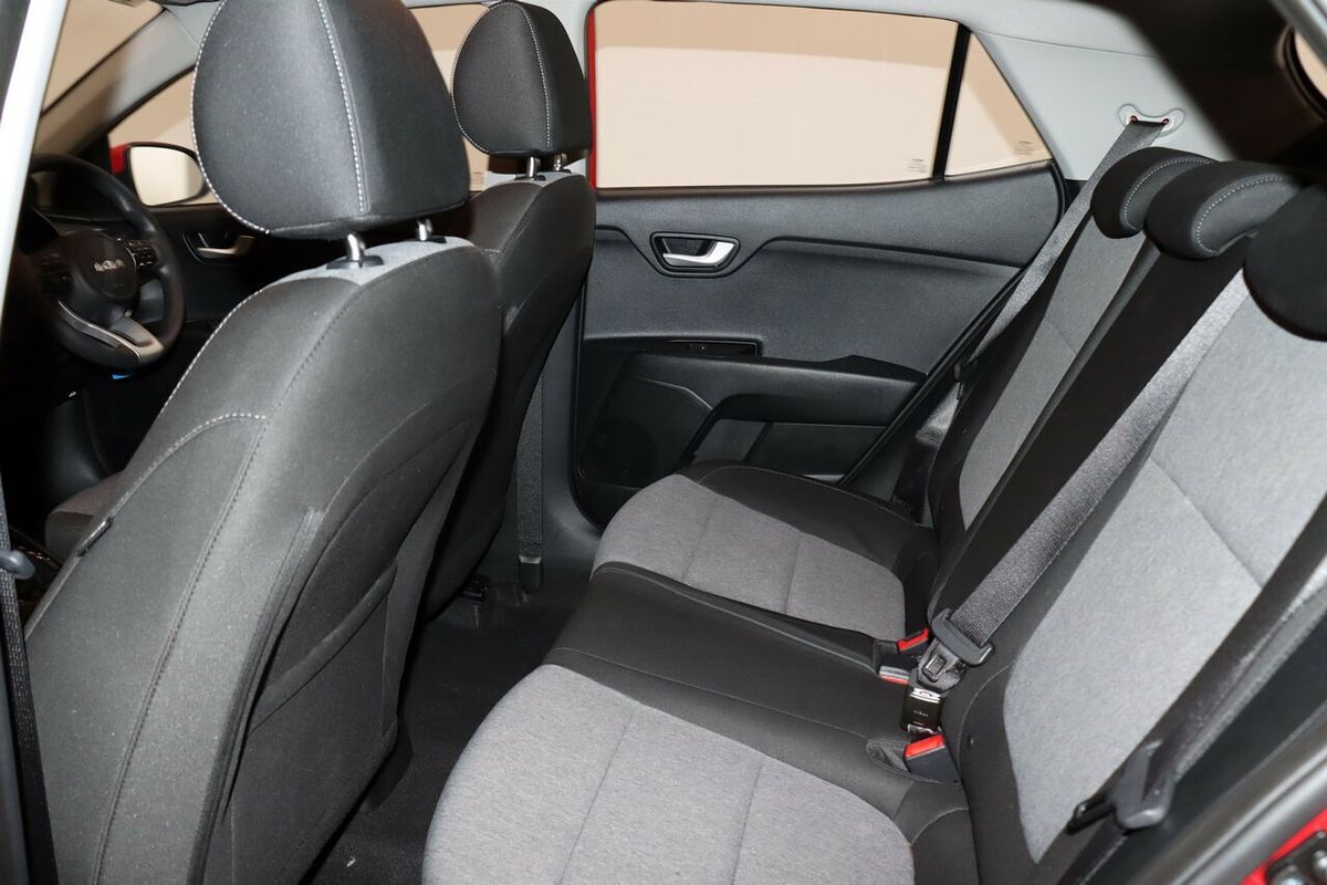 2024 Kia Stonic S YB
