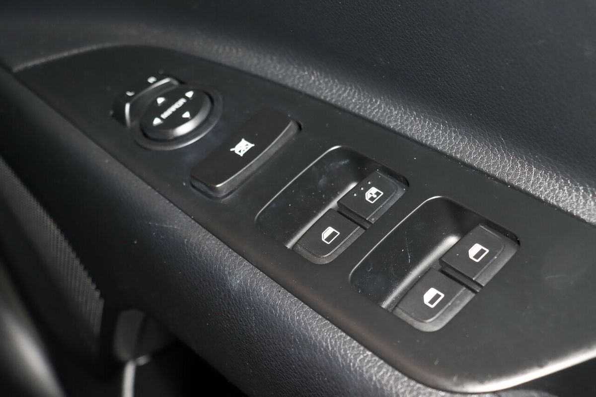 2024 Kia Stonic S YB