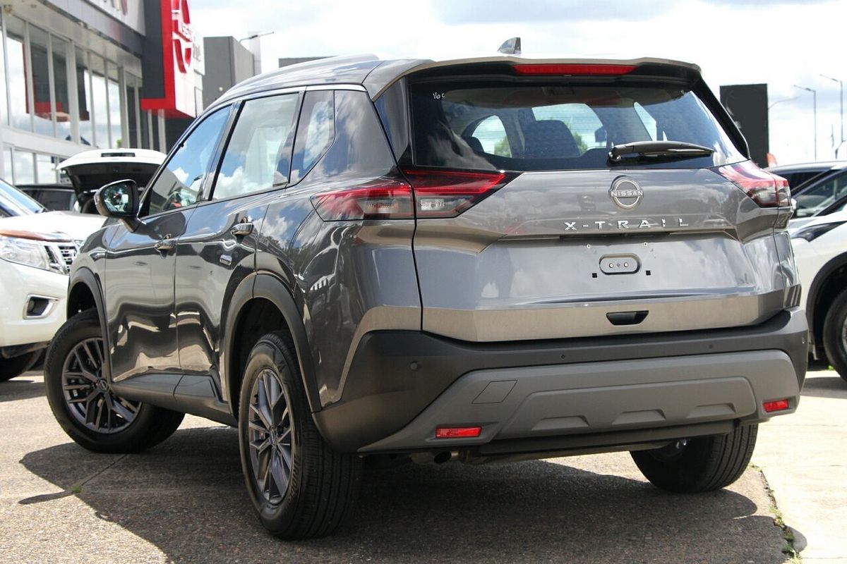 2024 Nissan X-TRAIL ST T33