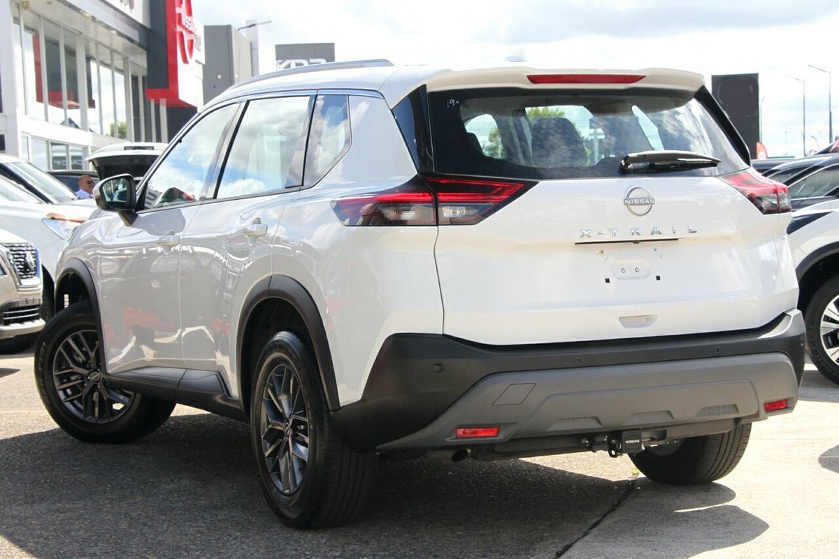 2024 Nissan X-TRAIL ST T33