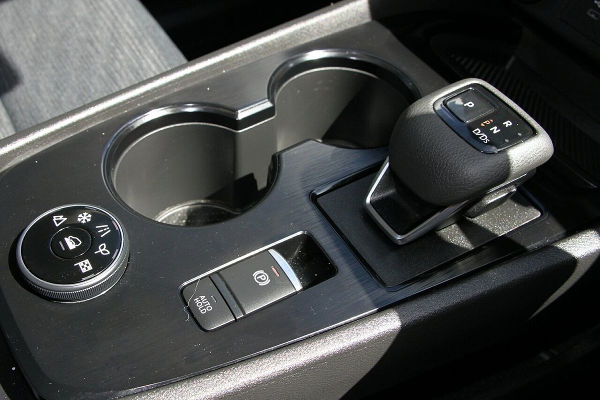 2024 Nissan X-TRAIL ST T33