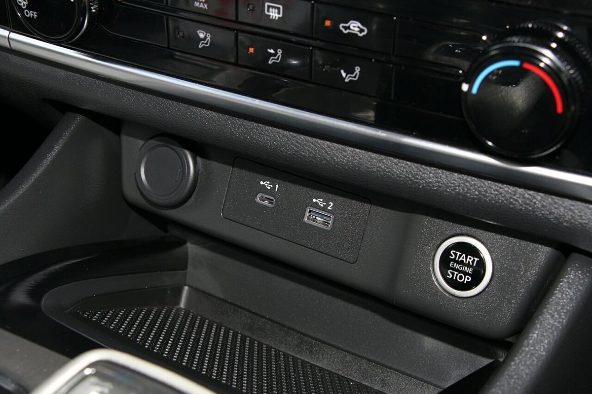 2024 Nissan X-TRAIL ST T33