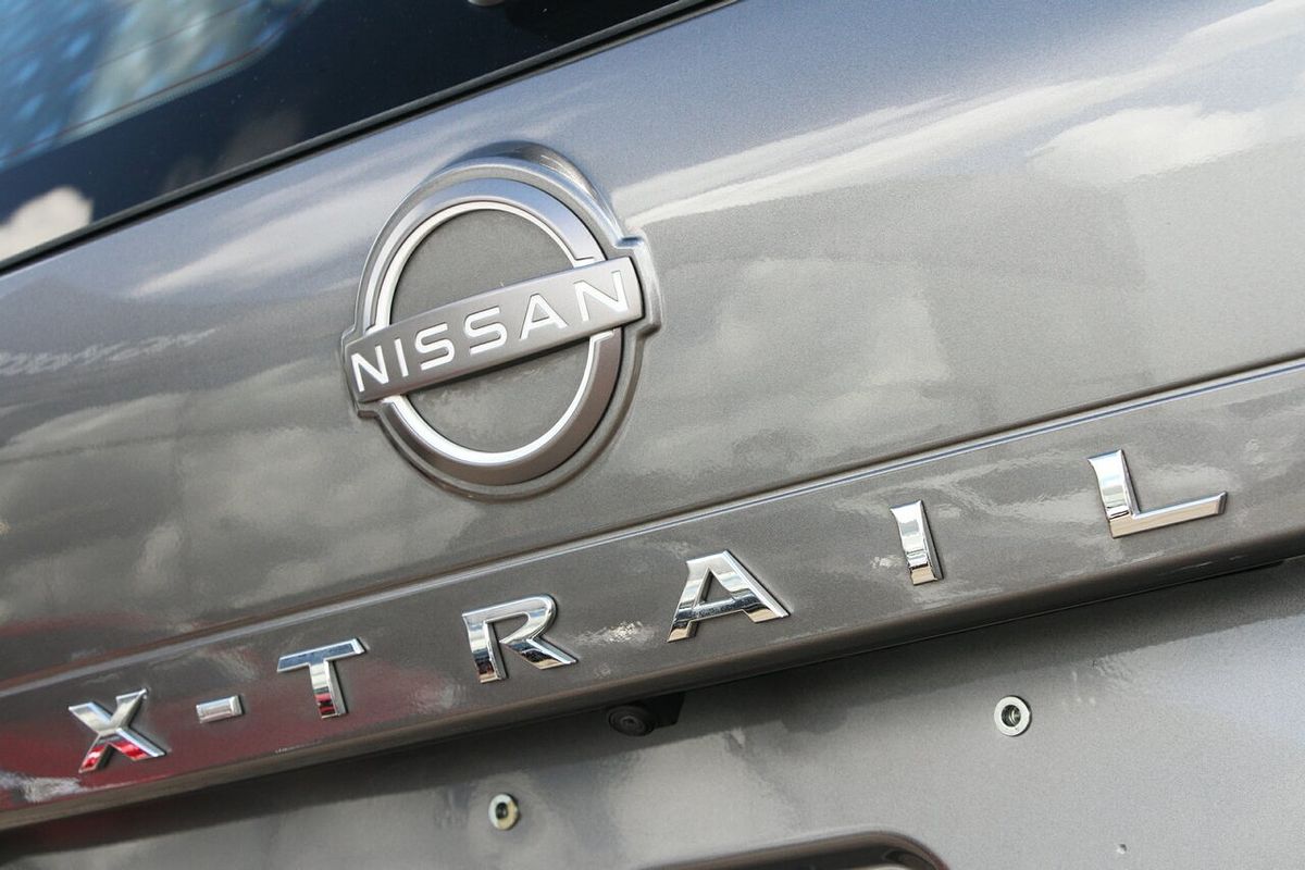 2024 Nissan X-TRAIL ST T33
