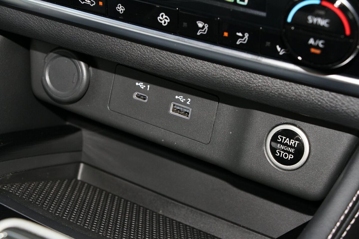 2024 Nissan X-TRAIL ST-L T33