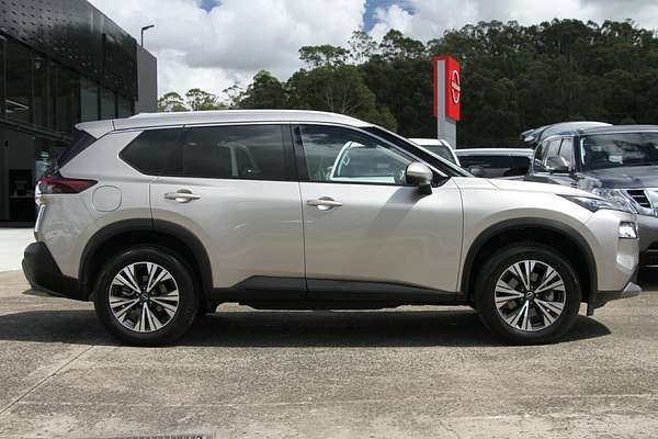 2024 Nissan X-TRAIL ST-L T33