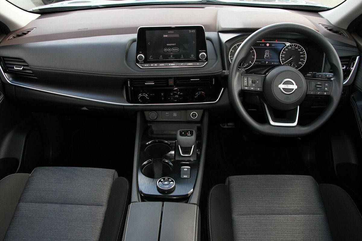 2024 Nissan X-TRAIL ST T33