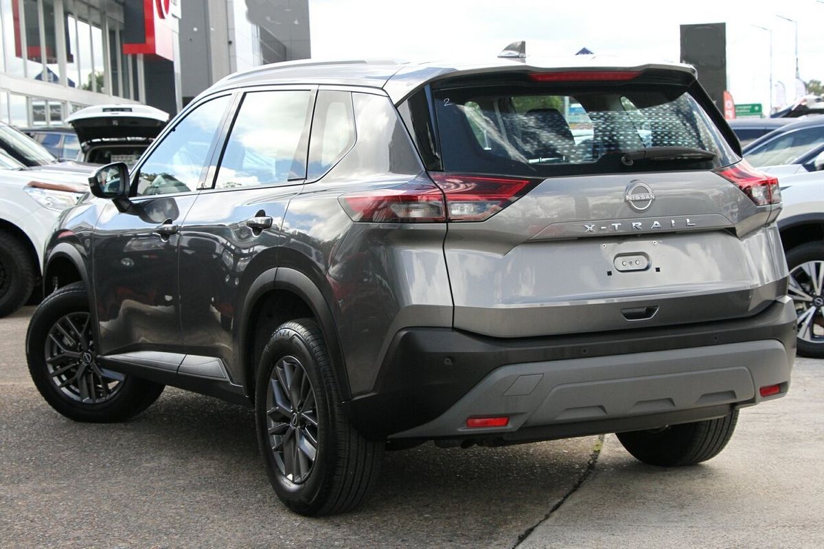 2024 Nissan X-TRAIL ST T33