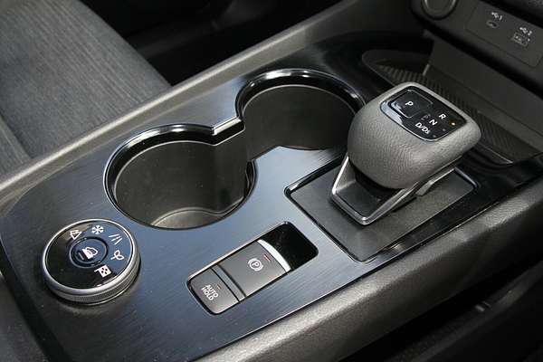2024 Nissan X-TRAIL ST T33