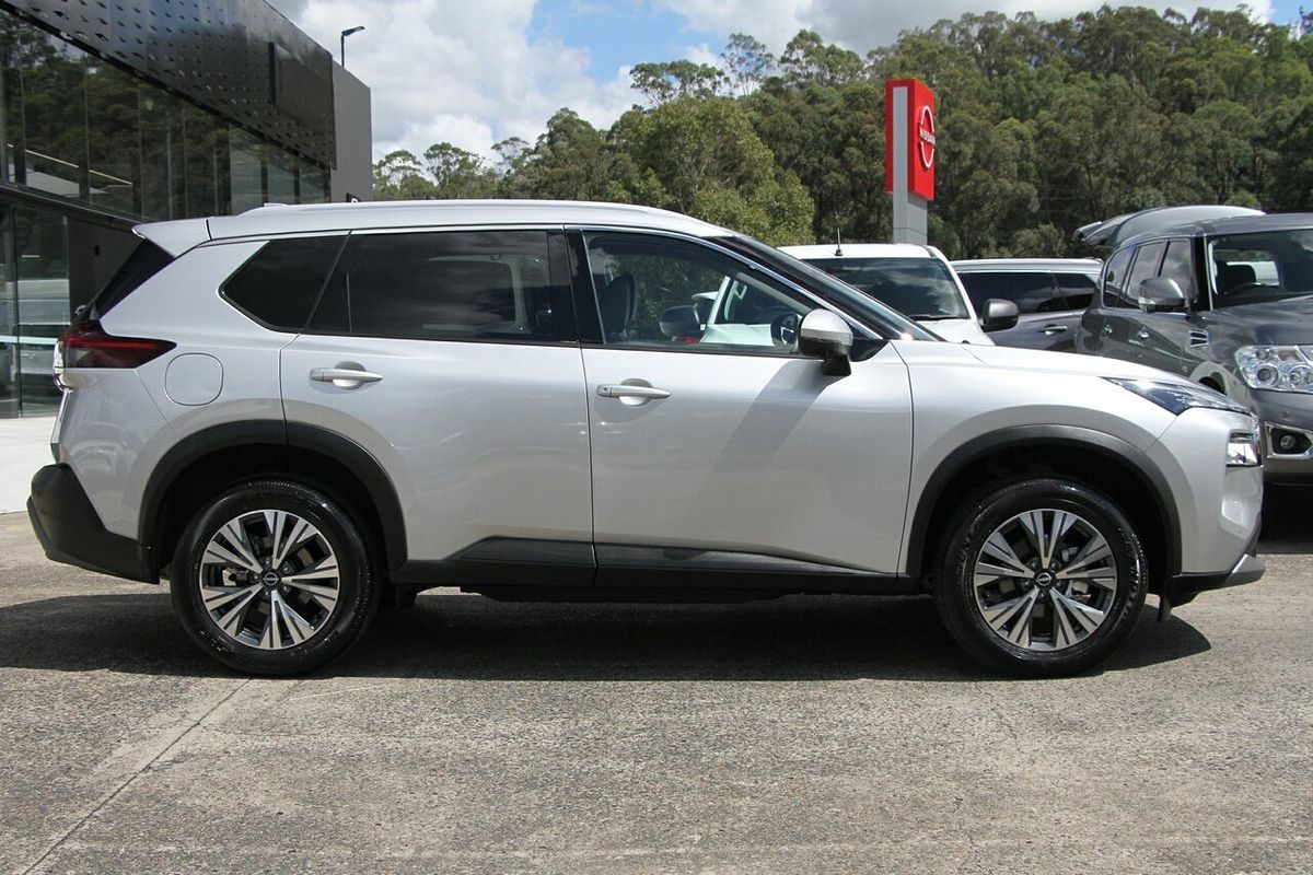 2024 Nissan X-TRAIL ST-L T33
