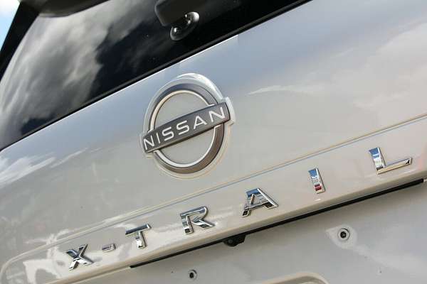 2024 Nissan X-TRAIL ST-L T33