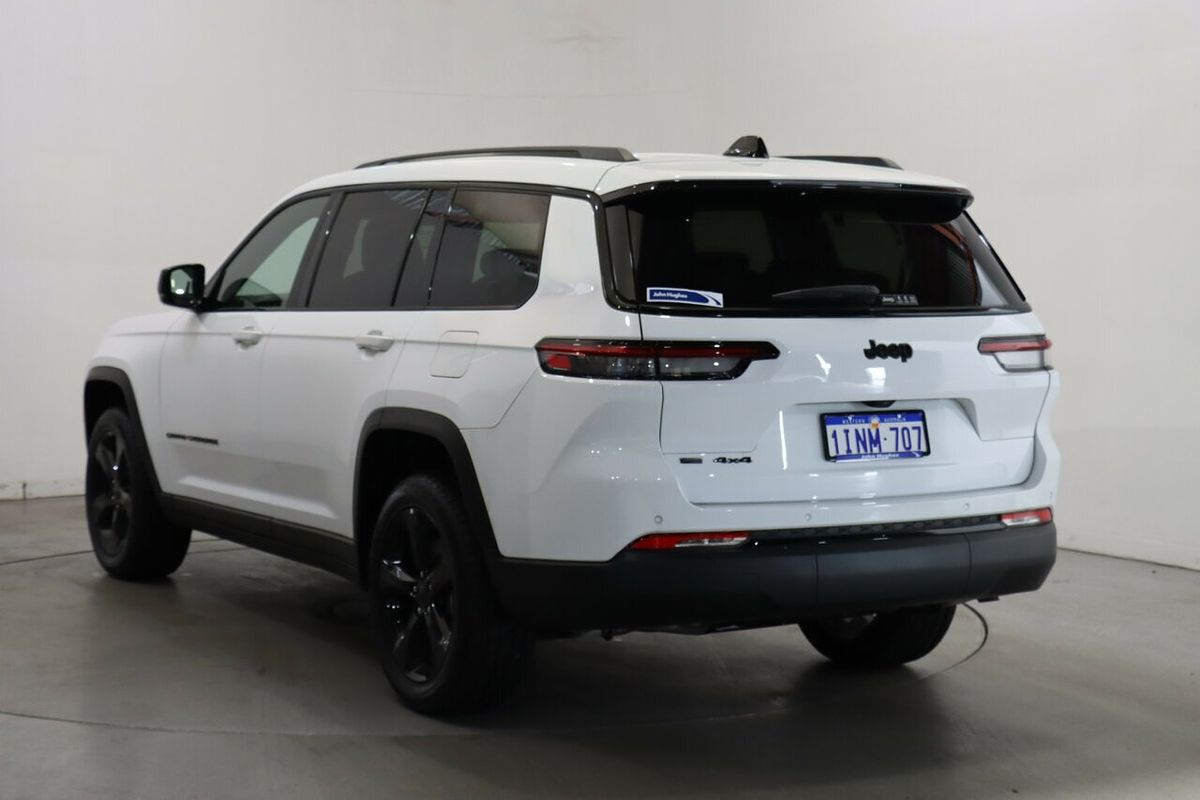 2023 Jeep Grand Cherokee Night Eagle WL