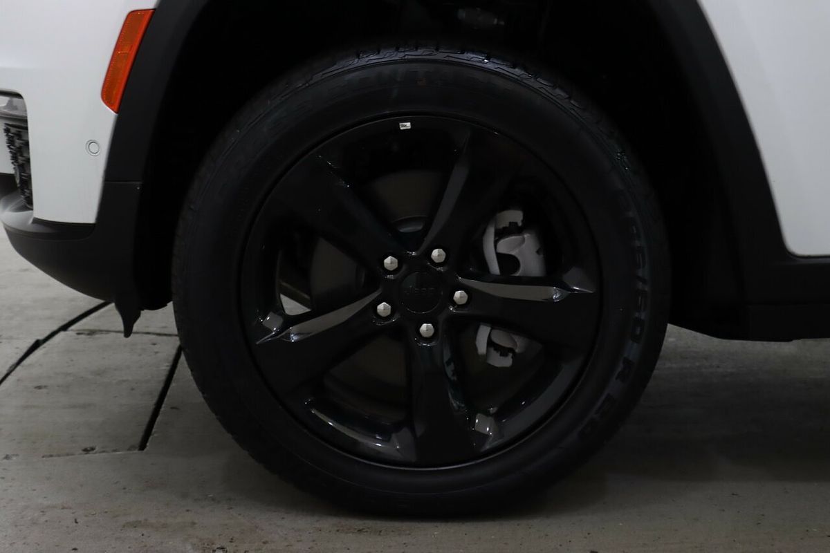 2023 Jeep Grand Cherokee Night Eagle WL