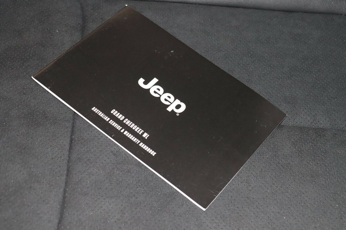 2023 Jeep Grand Cherokee Night Eagle WL