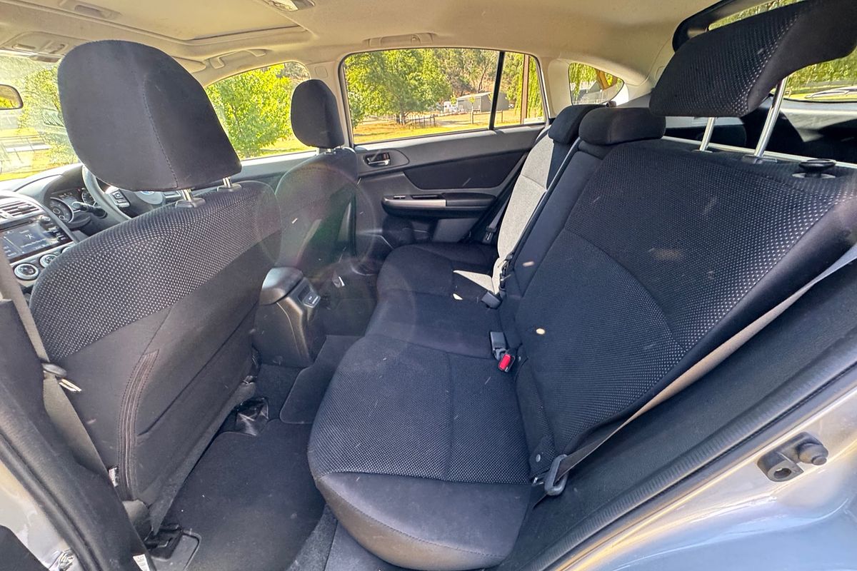 2015 Subaru XV 2.0i-L G4X