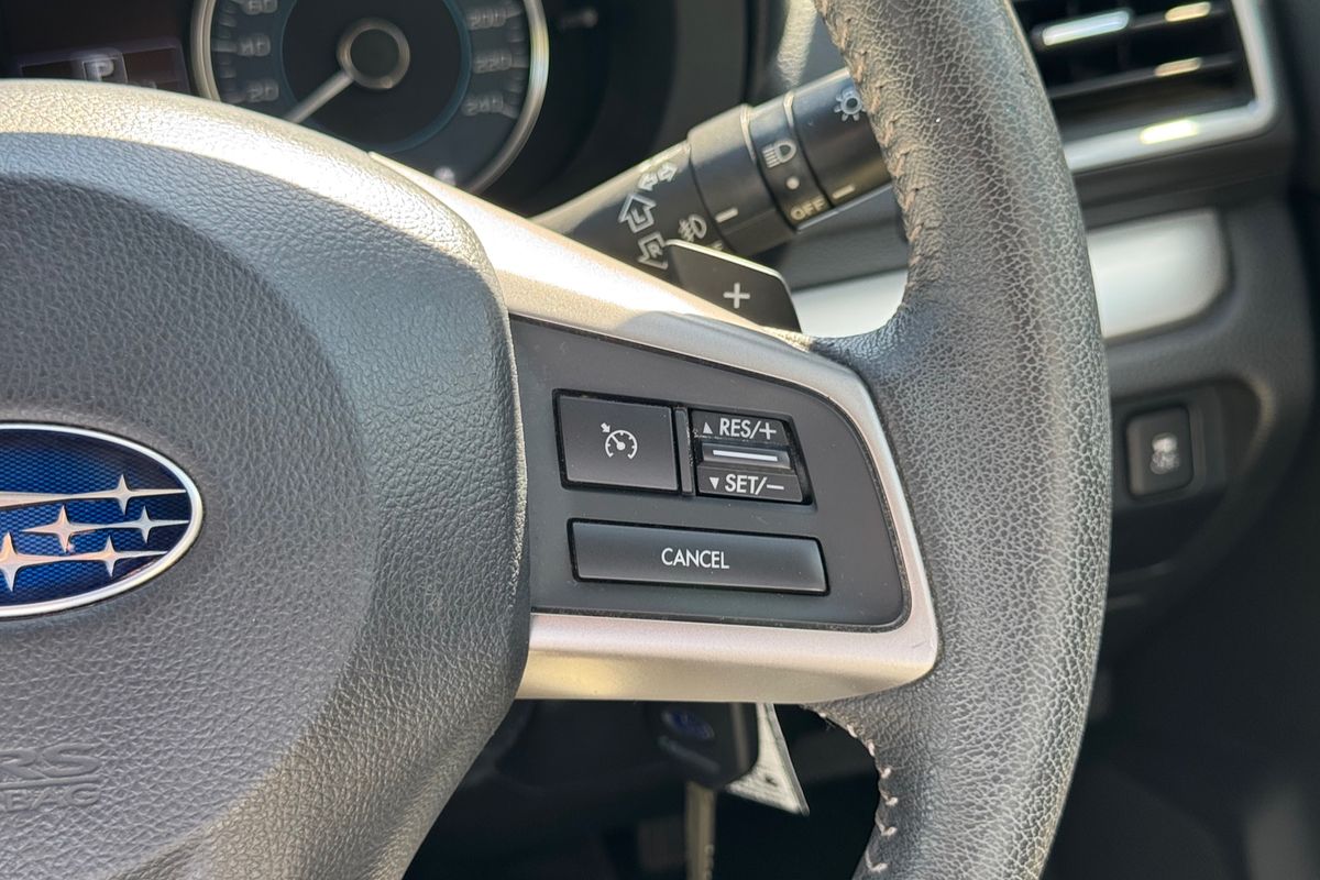 2015 Subaru XV 2.0i-L G4X