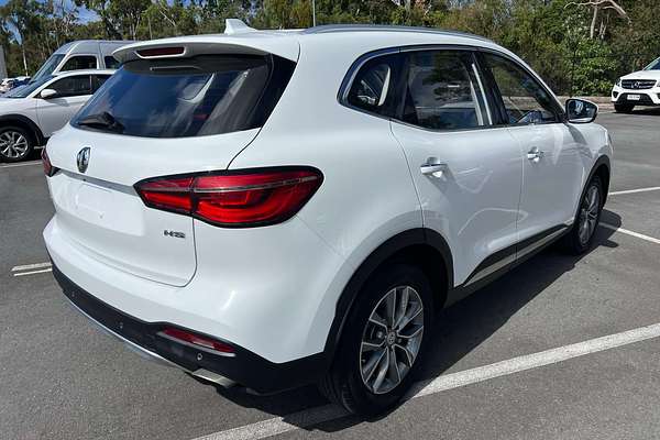 2022 MG HS Core SAS23