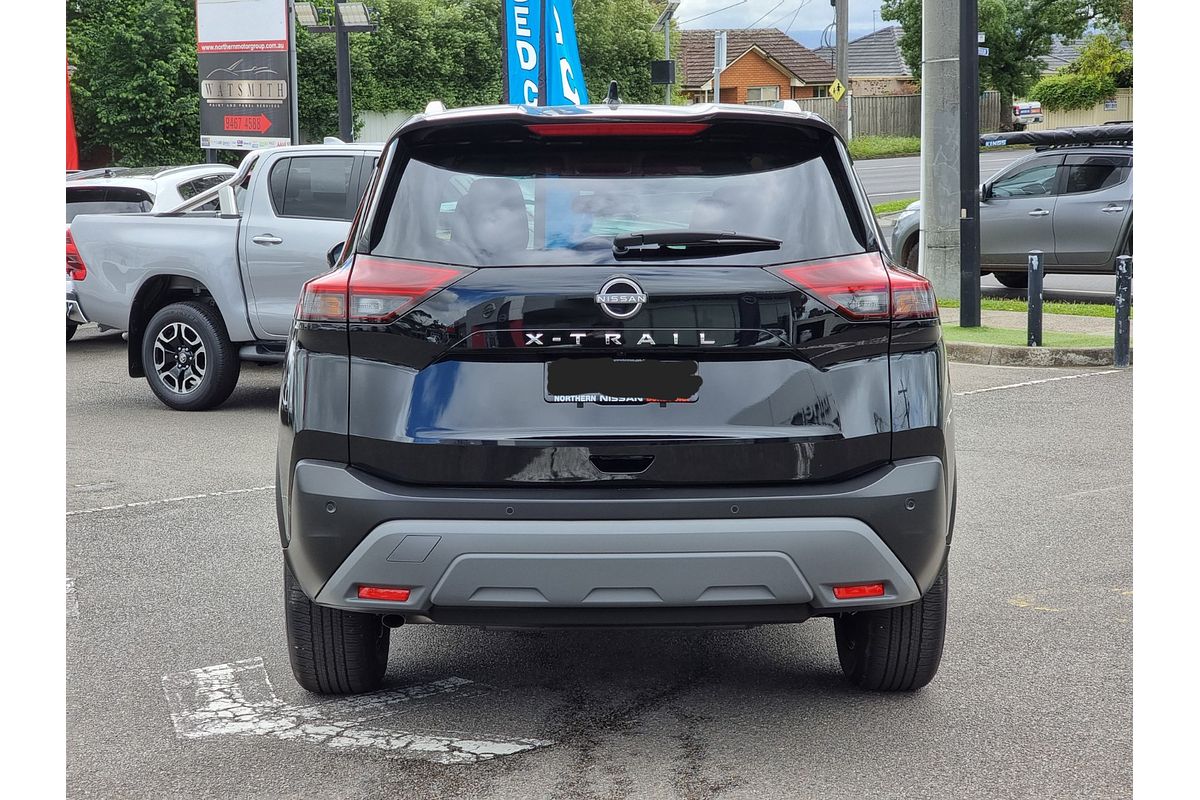 2024 Nissan X-TRAIL ST-L T33