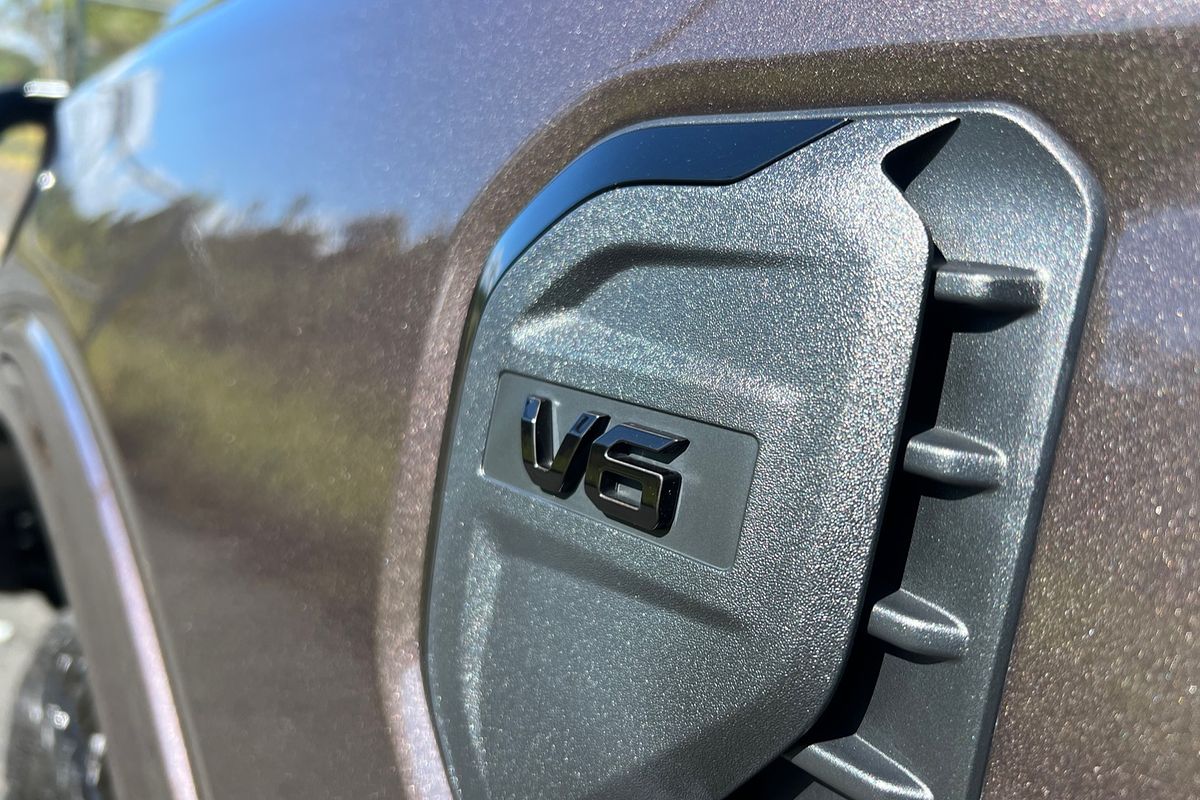 2022 Ford Everest Sport