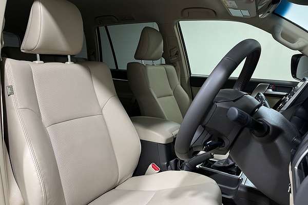 2023 Toyota Landcruiser Prado VX GDJ150R