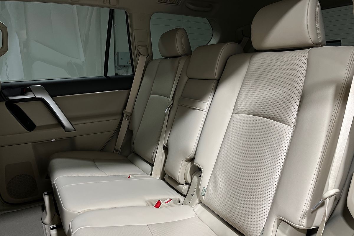 2023 Toyota Landcruiser Prado VX GDJ150R