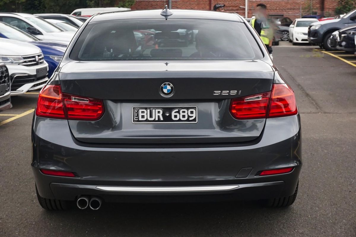 2013 BMW 3 Series 328i F30