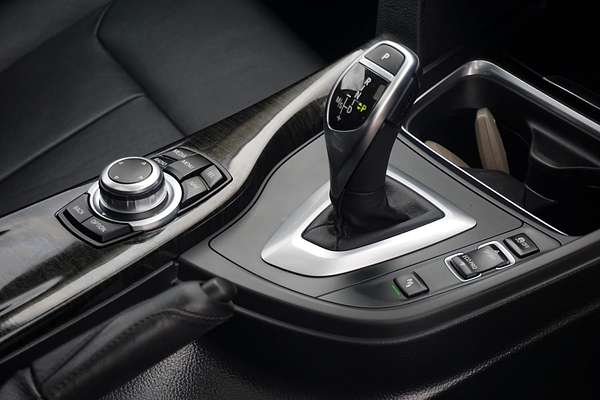 2013 BMW 3 Series 328i F30