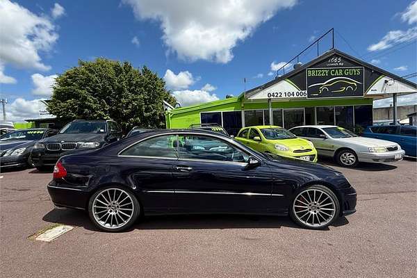 2003 Mercedes-Benz CLK320