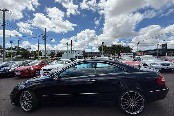 2003 Mercedes-Benz CLK320
