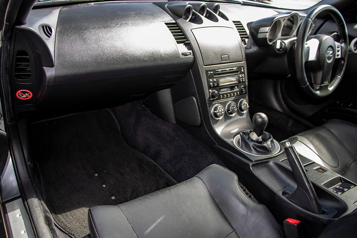 2004 Nissan 350Z Z33