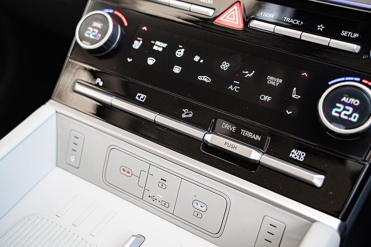2025 Hyundai Santa Fe Hybrid Elite MX5.V1