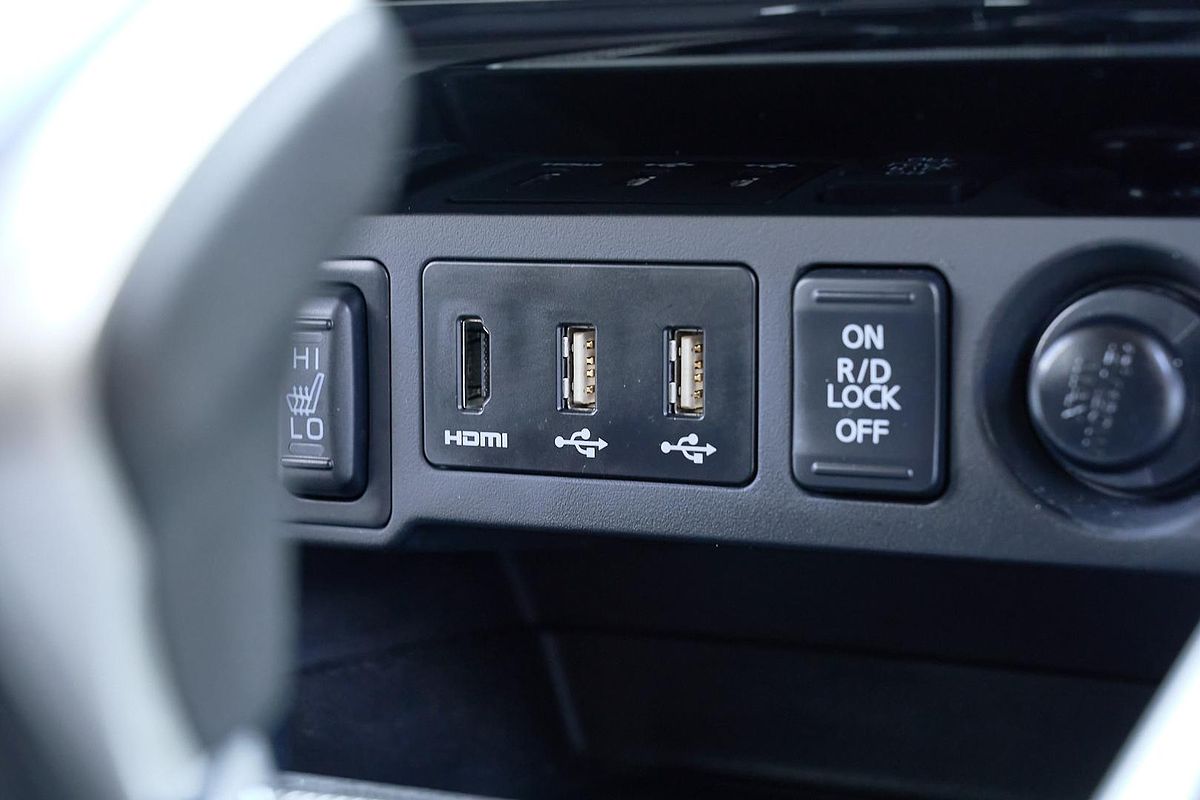 2024 Mitsubishi Pajero Sport Exceed QF