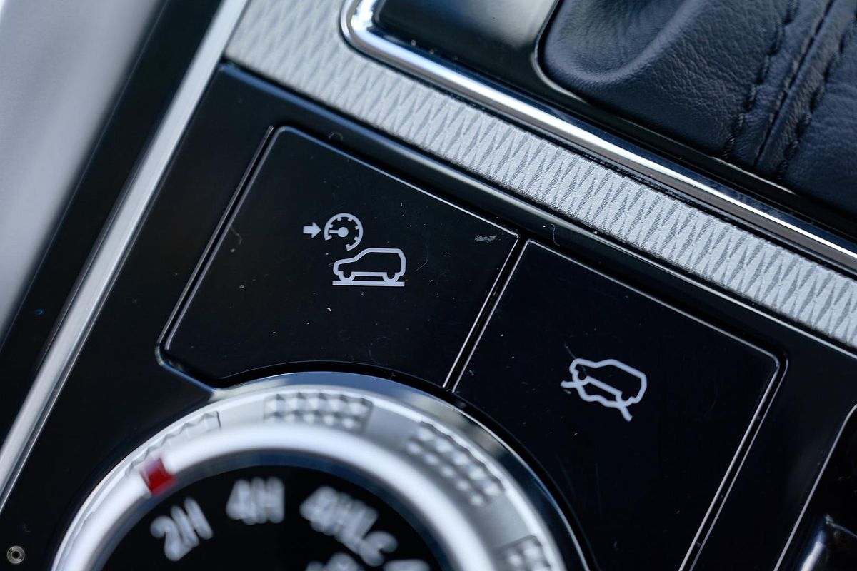 2024 Mitsubishi Pajero Sport Exceed QF