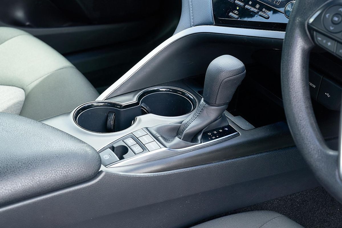 2021 Toyota Camry Ascent AXVH70R