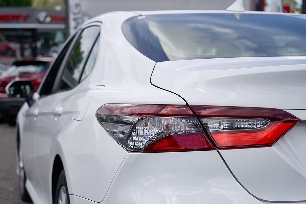 2021 Toyota Camry Ascent AXVH70R