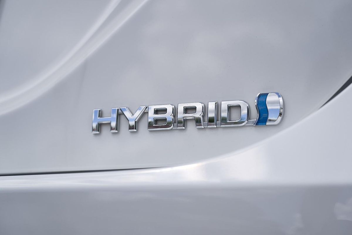2021 Toyota Camry Ascent AXVH70R