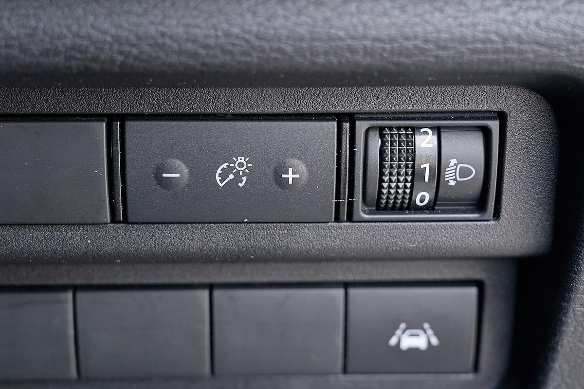 2024 Mitsubishi Outlander ES ZM