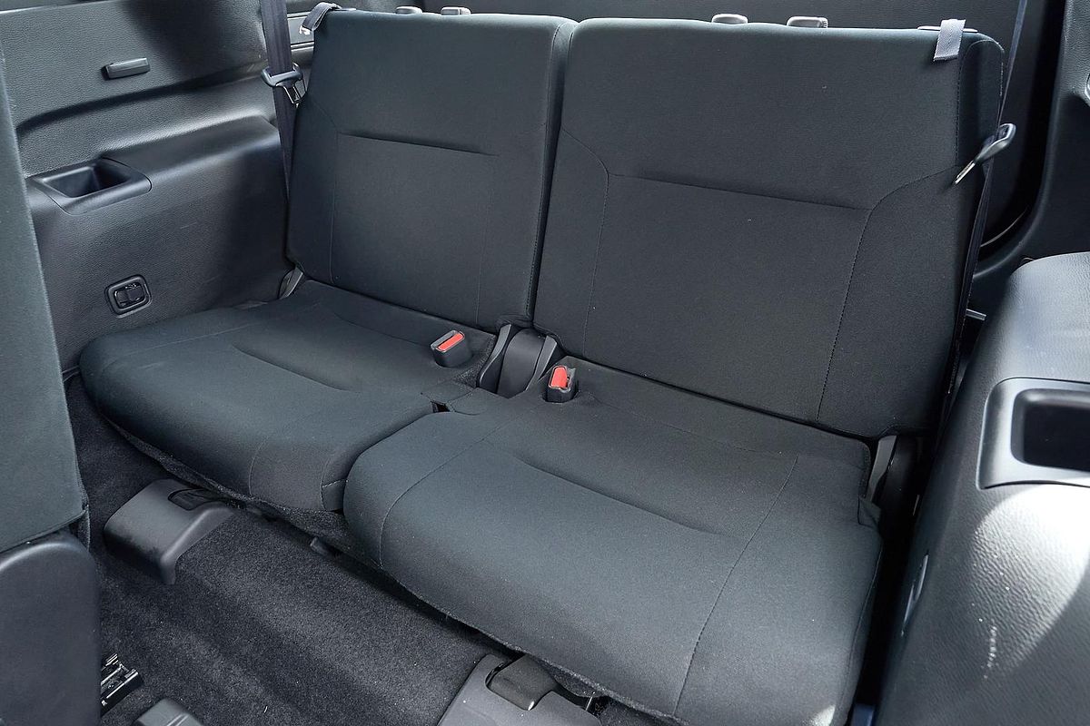 2024 Mitsubishi Outlander ES ZM