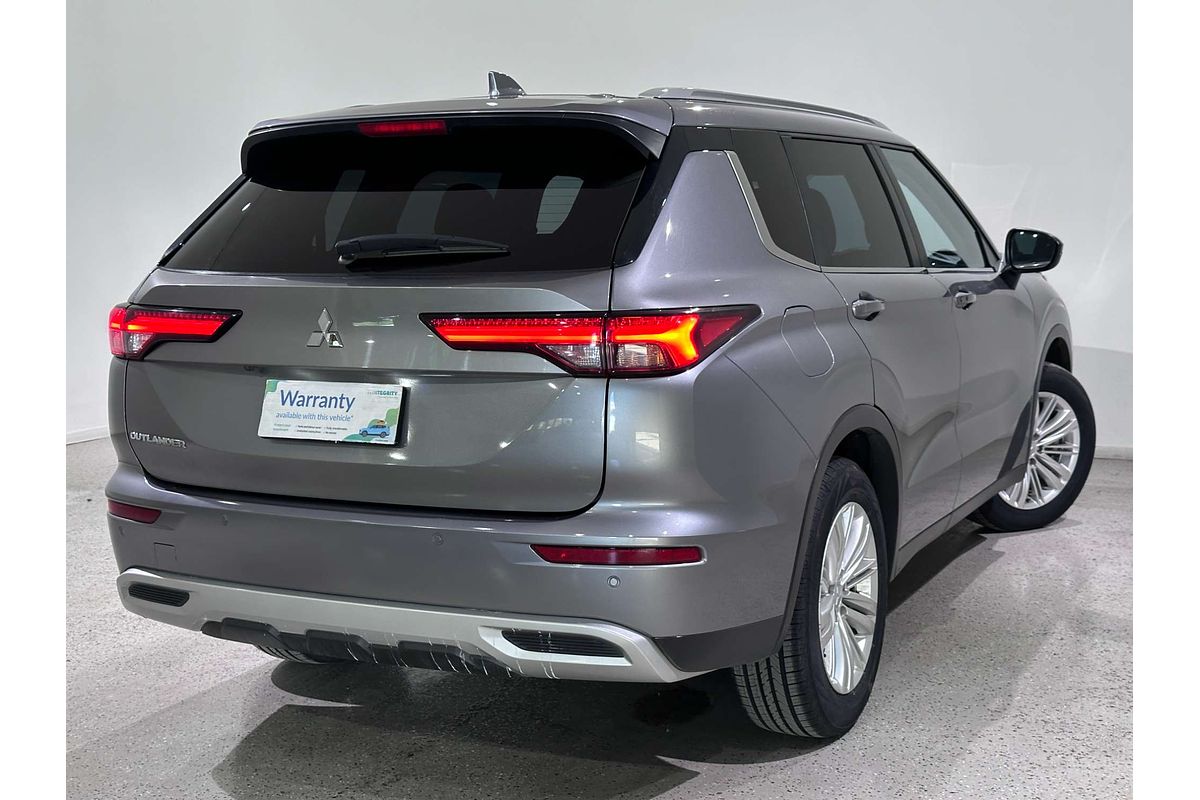 2022 Mitsubishi Outlander LS ZM