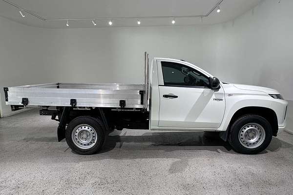 2021 Mitsubishi Triton GLX MR 4X4